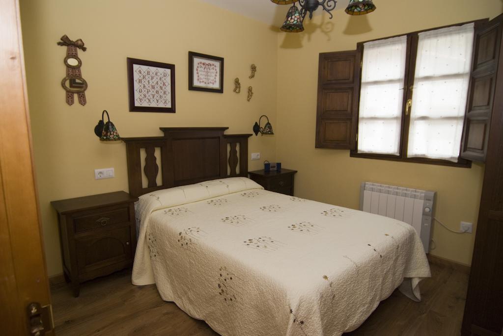 Appartement Casa Les Pedroses à Campiellos Chambre photo
